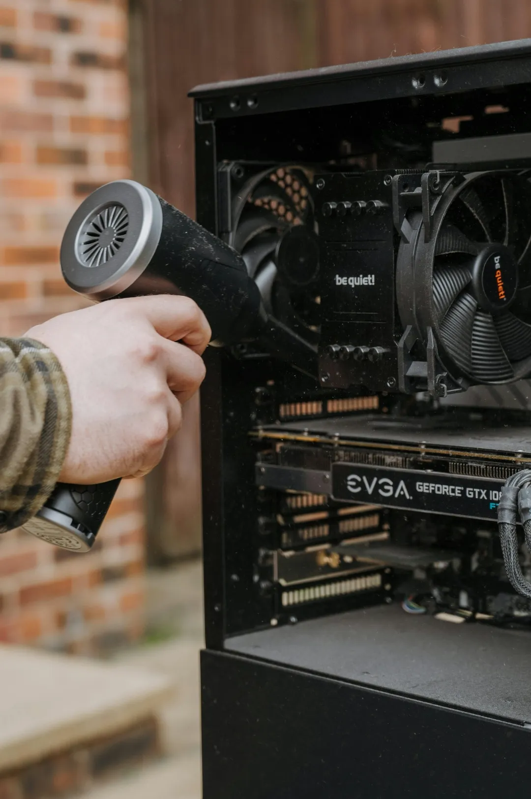 Serwis po zalaniu laptopa Opole – Multi-Point